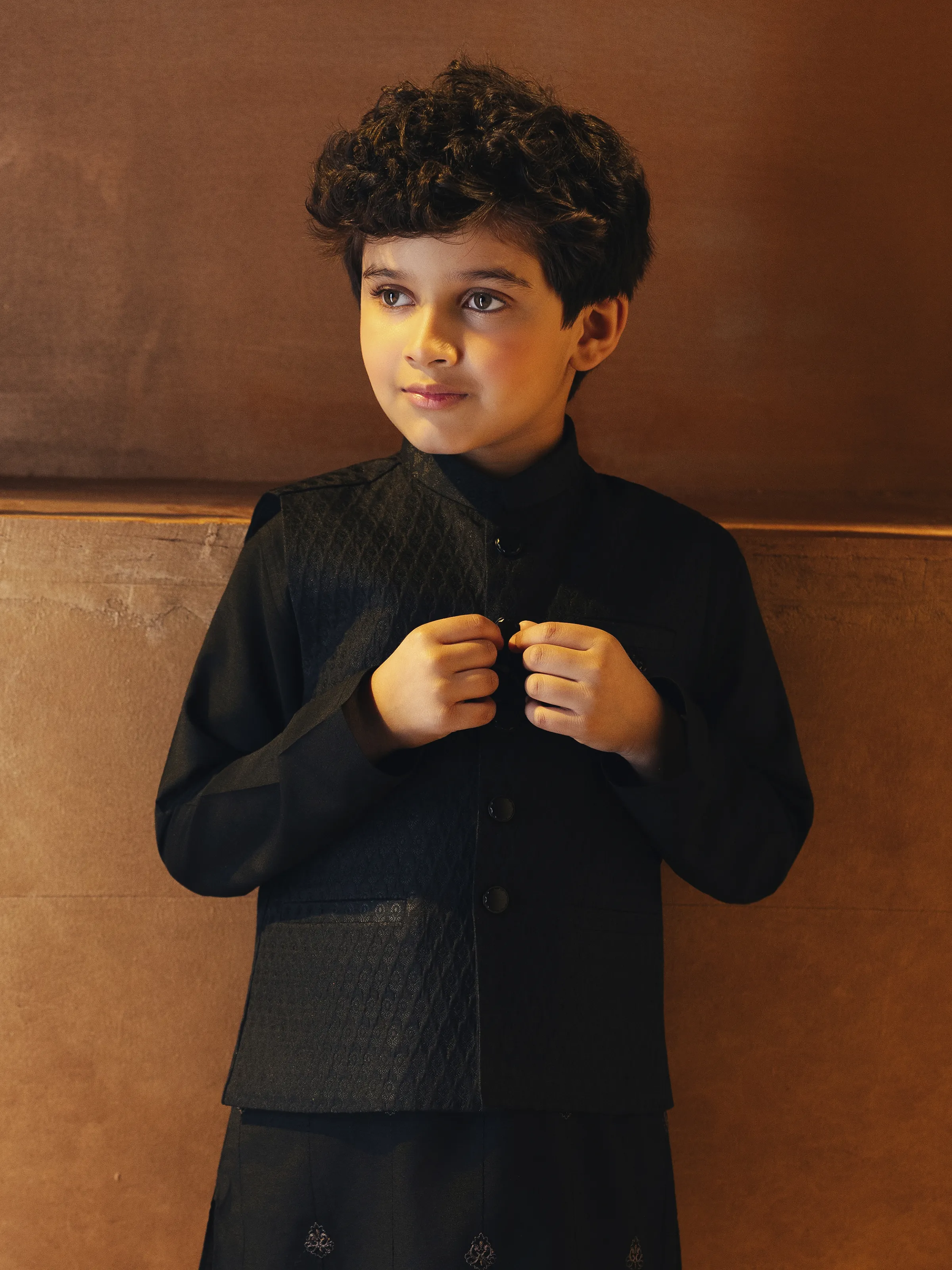 Boy's Black Waist Coat Suit - EBTWCSC5-032 - Image 2