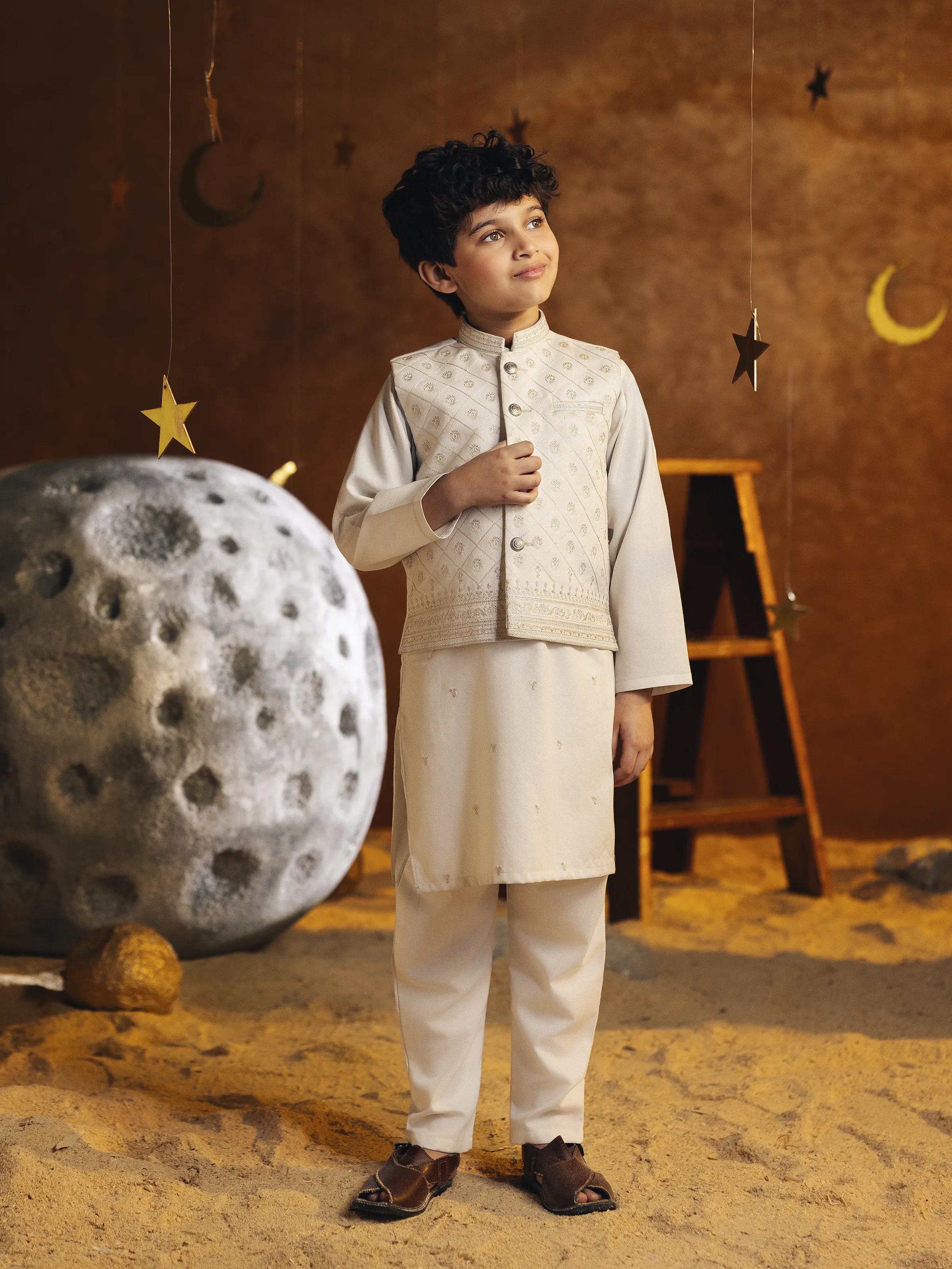 Boy's Off White Waist Coat Suit - ECBTWCS5-075