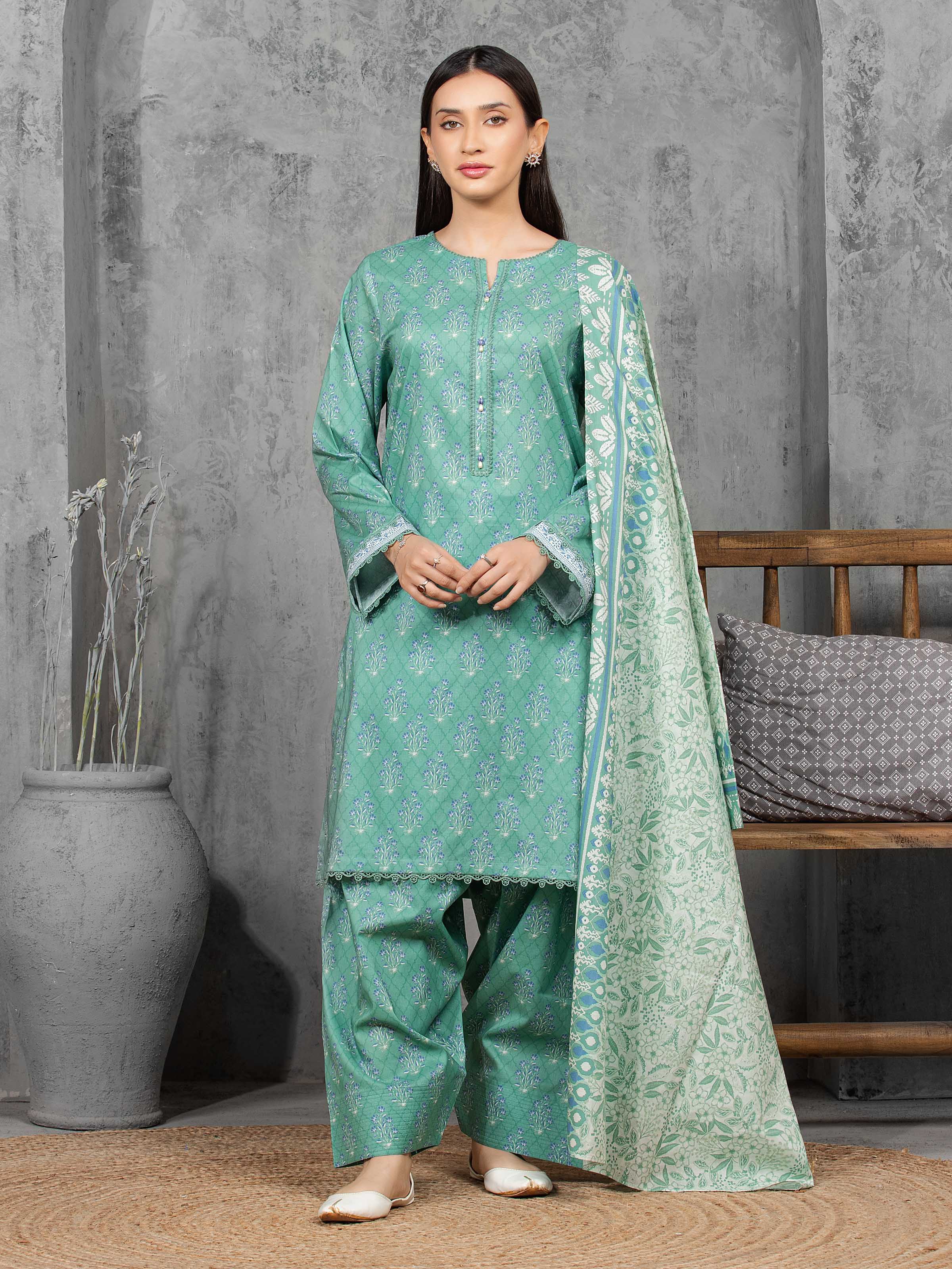 Unstitched Printed Cambric Suit - EWU5A2-35851-3P