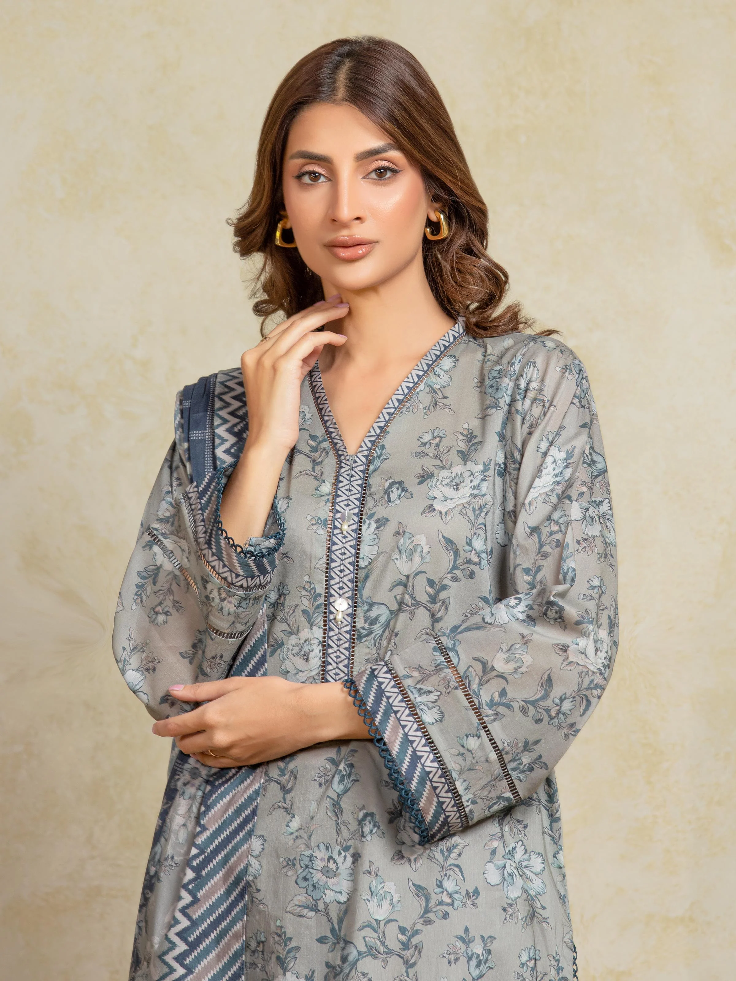 Unstitched Printed Khaddar Suit - EWU5A3-35948-3P - Image 2