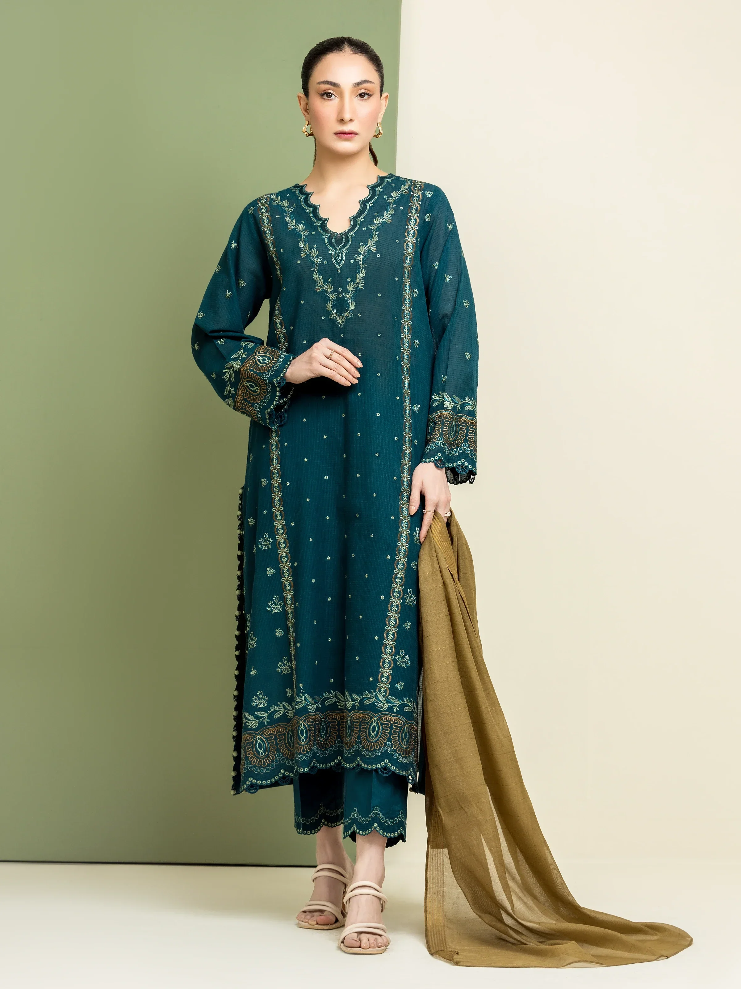 Unstitched Embroidered Lawn Slub Shirt - EWU5V1-31225S