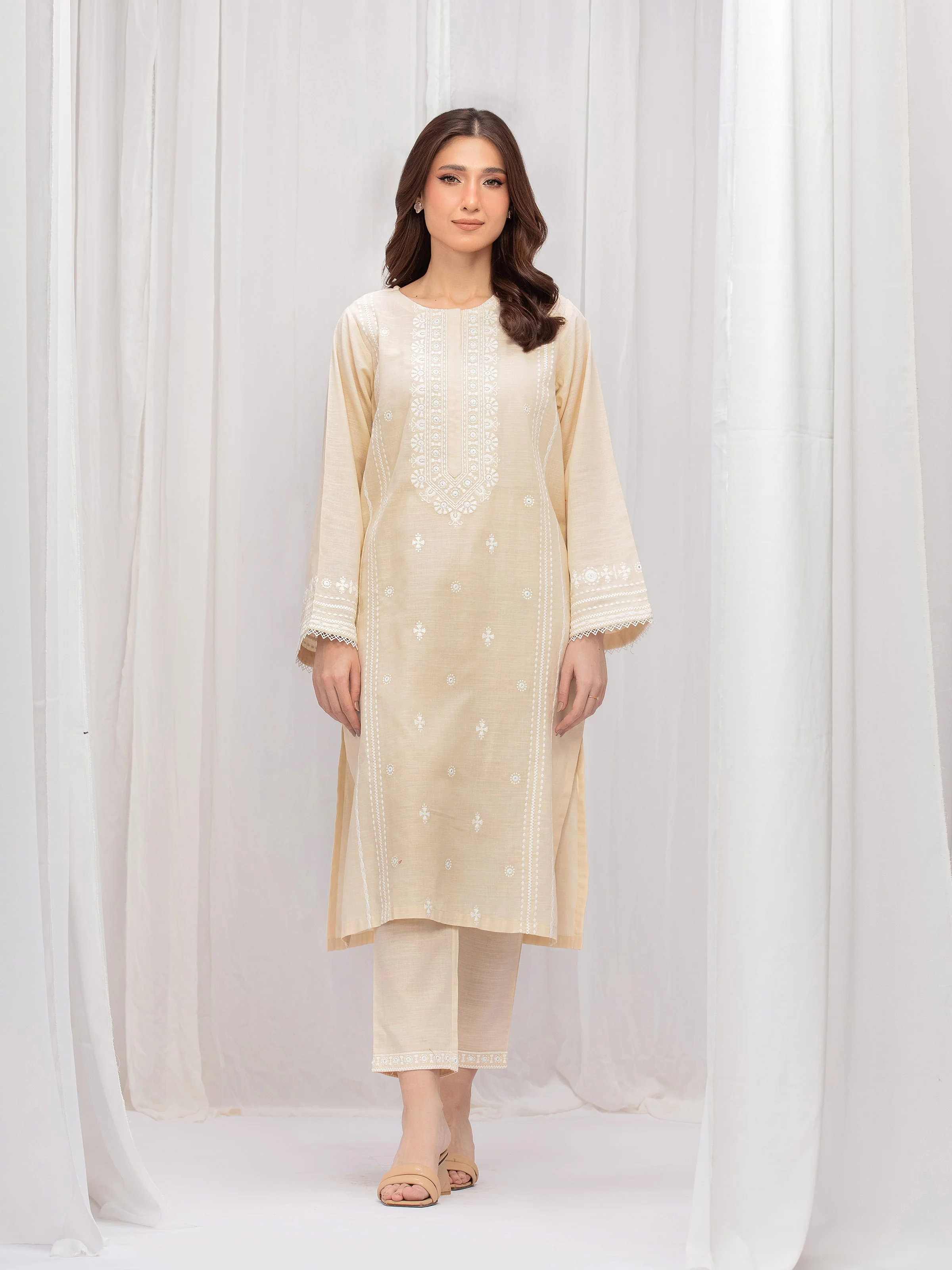 Pret Embroidered Khaddar Co-Ord Set - EWTKE24-81435ST