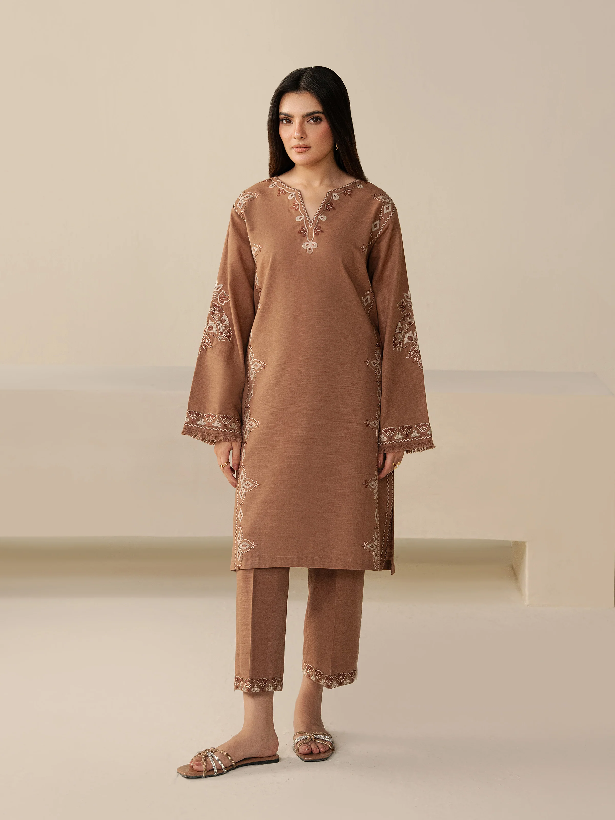 Pret Embroidered Khaddar Co-Ord Set - EWTKED5-84003ST