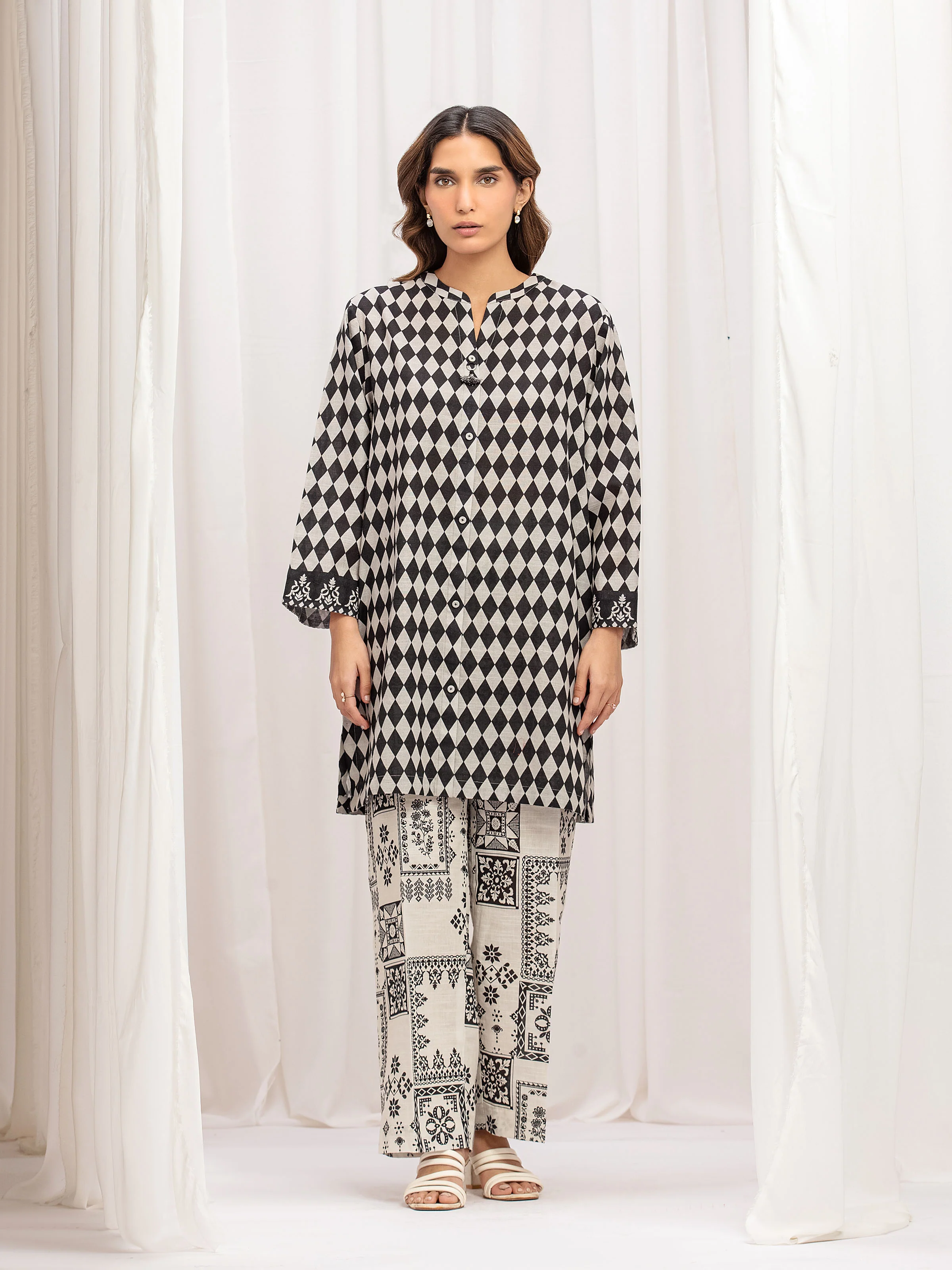Pret Printed Khaddar Co-Ord Set - EWTKP5-84026ST