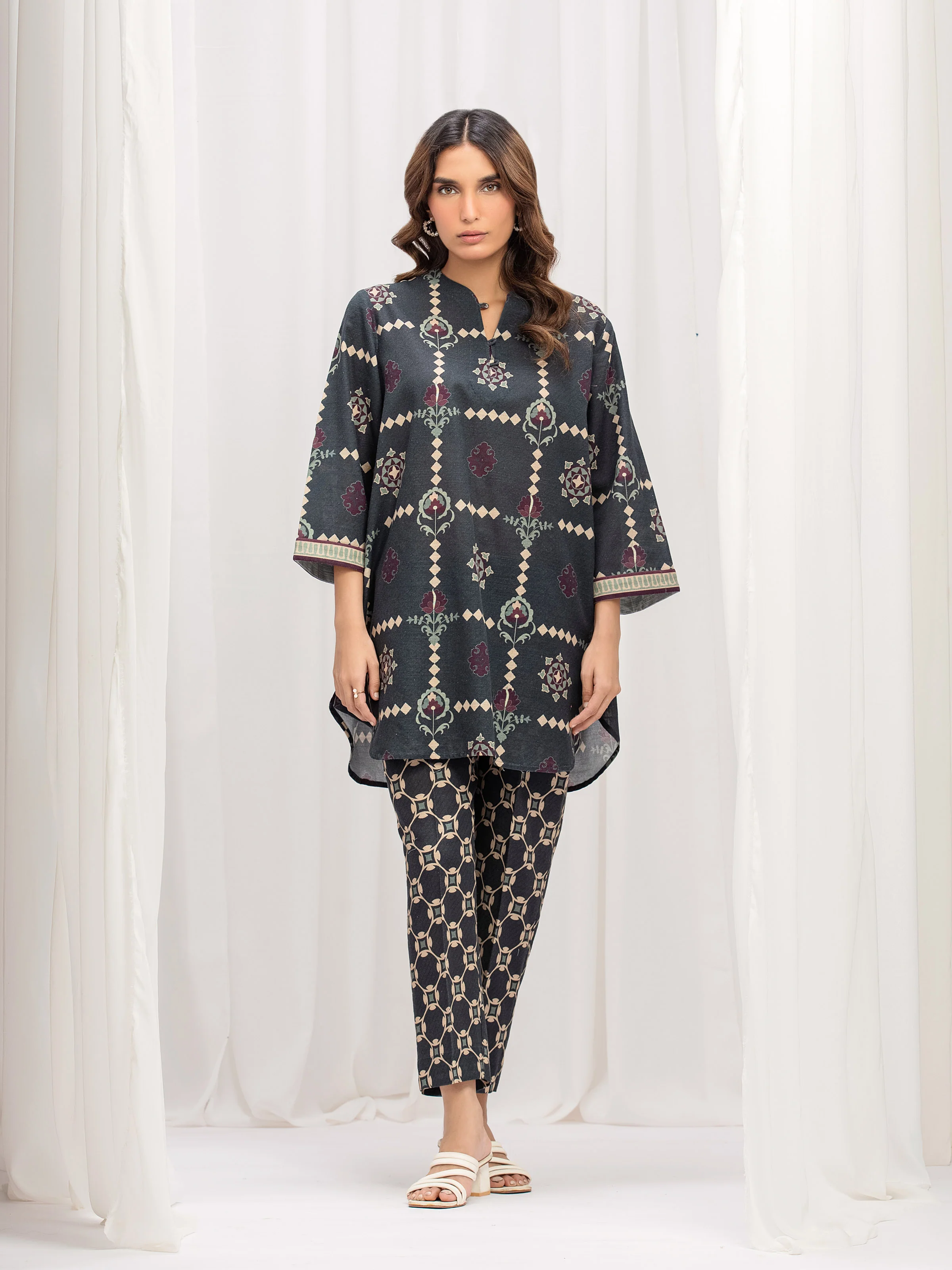 Pret Printed Khaddar Co-Ord Set - EWTKP5-84098ST
