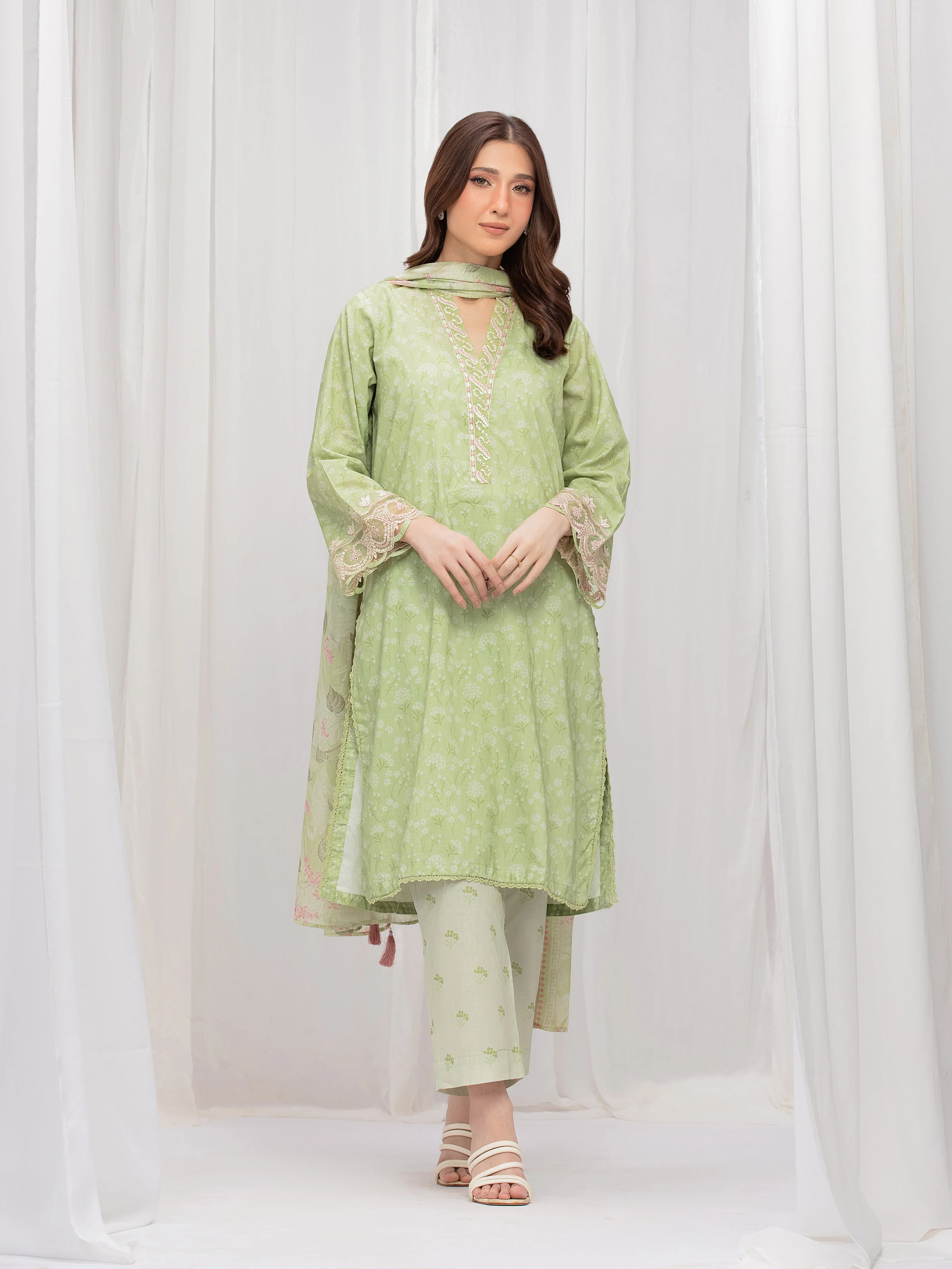 Pret Embroidered Cambric Suit - EWTKE5-81735-3P
