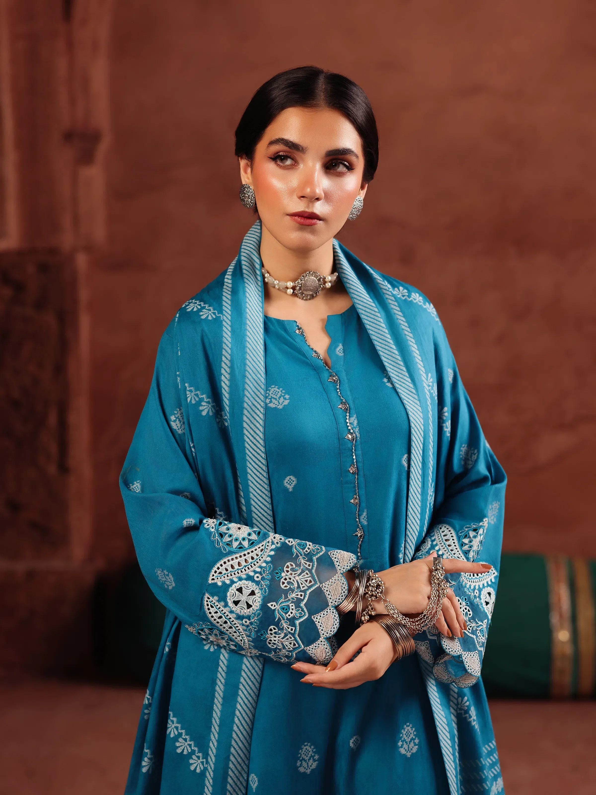 Pret Embroidered Jacquard Suit - EWTKE5-81087-3P