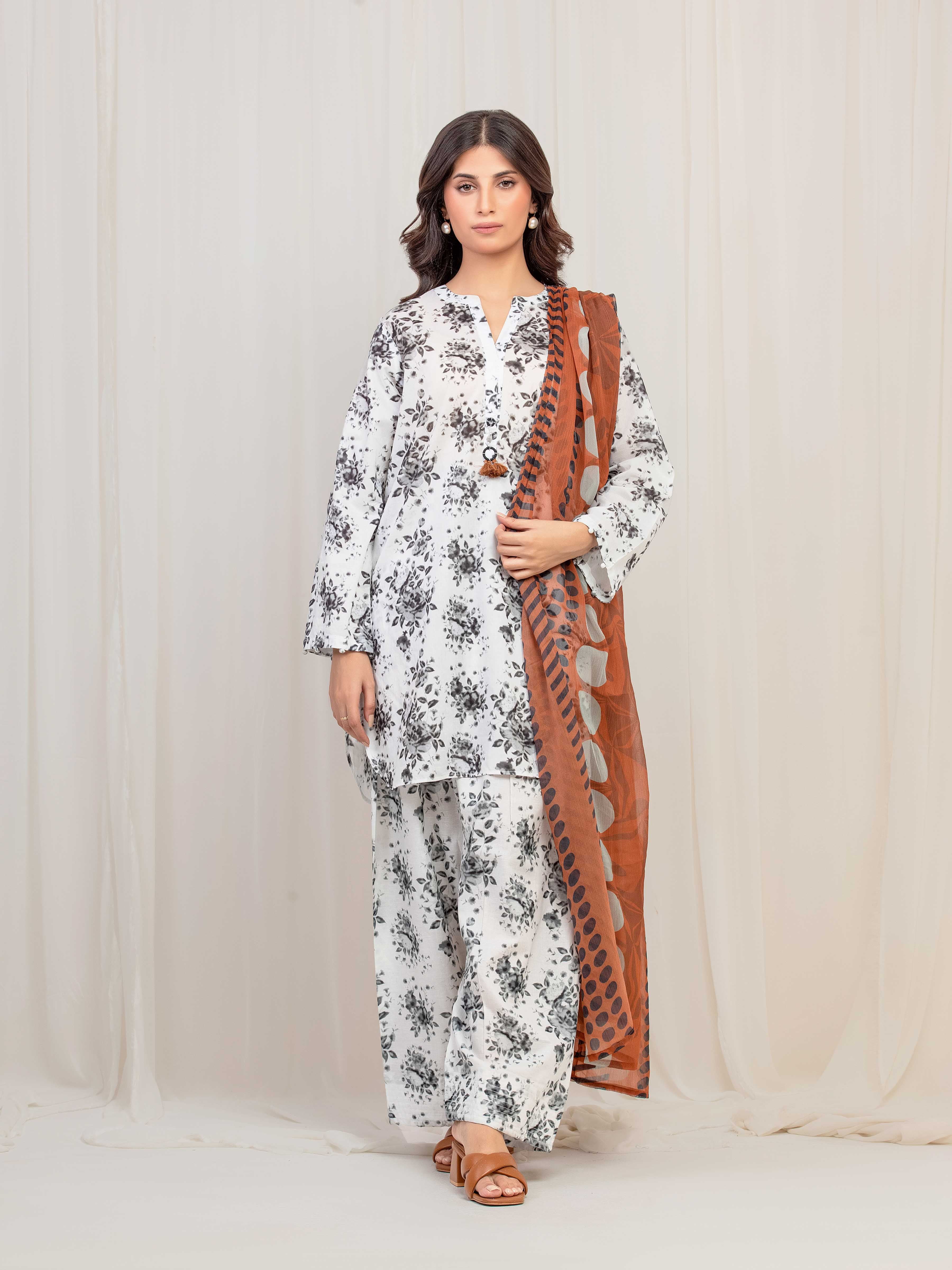 Pret Printed Lawn Suit - EWTKP5-82001-3P