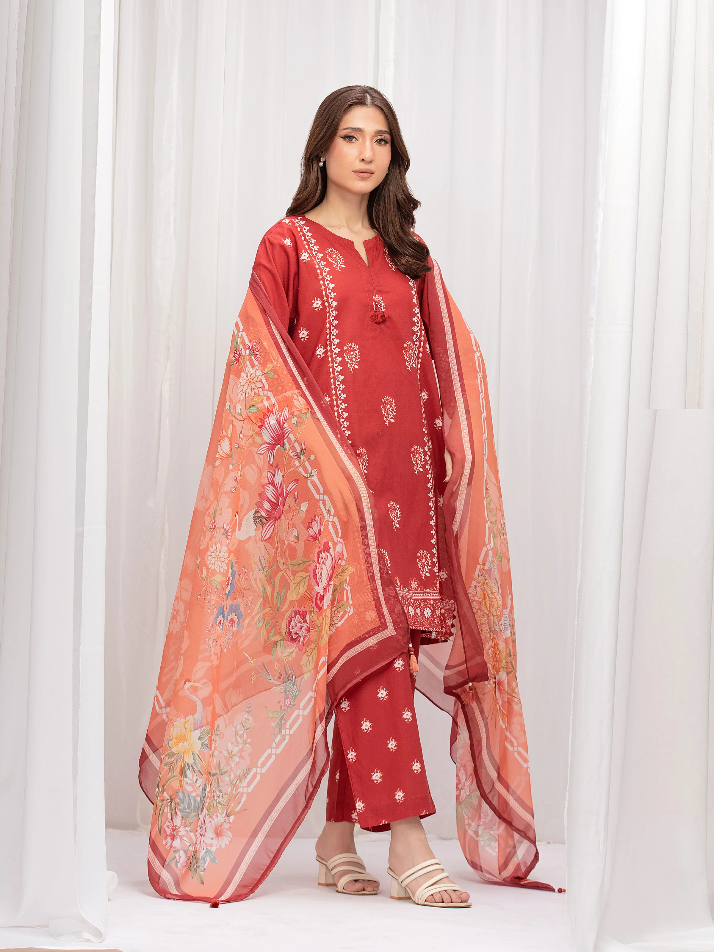 Pret Printed Lawn Suit - EWTKP5-82495-3P