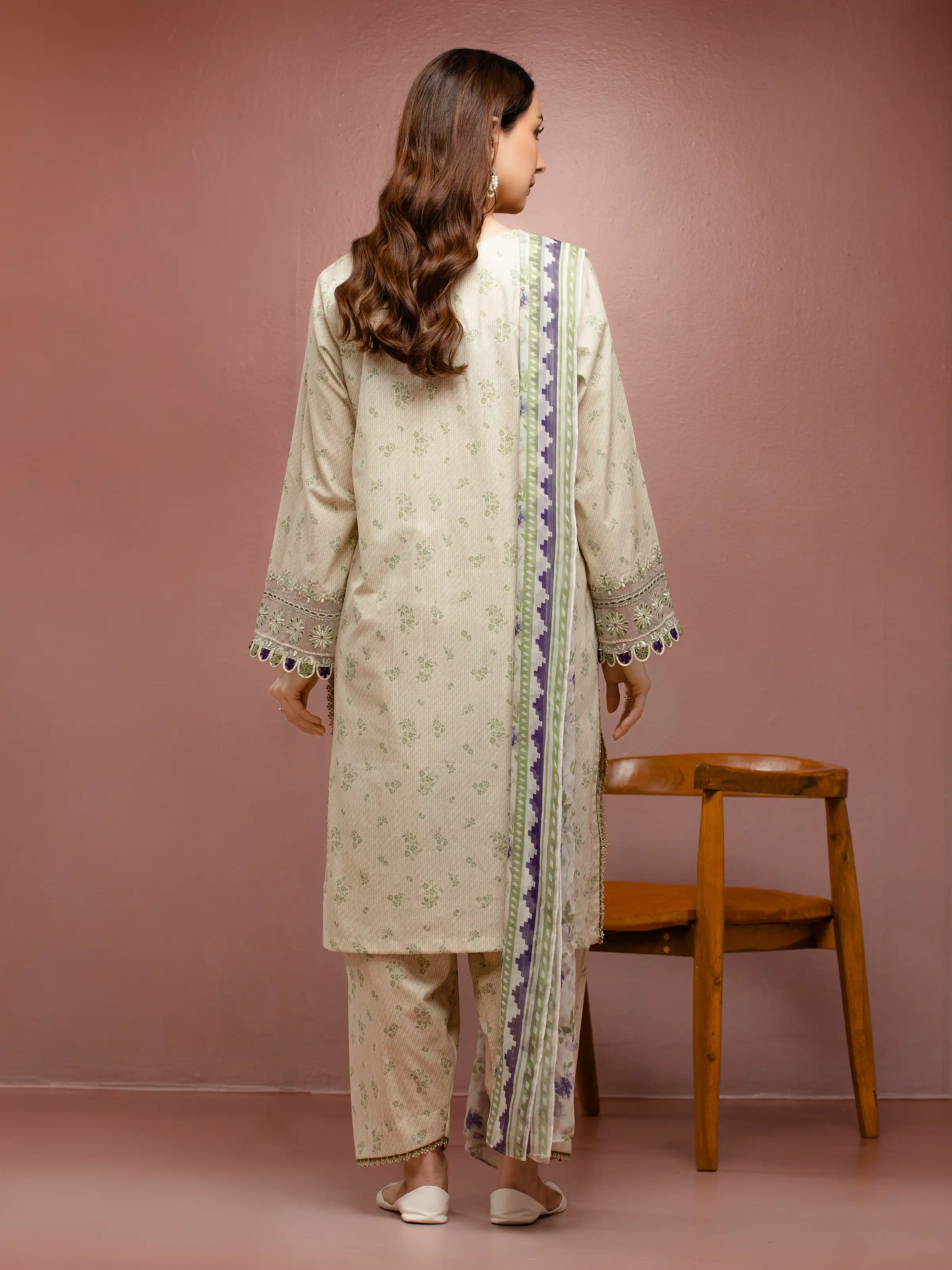 Unstitched Embroidered Cambric Shirt - EWU5V2-31058S - Image 2