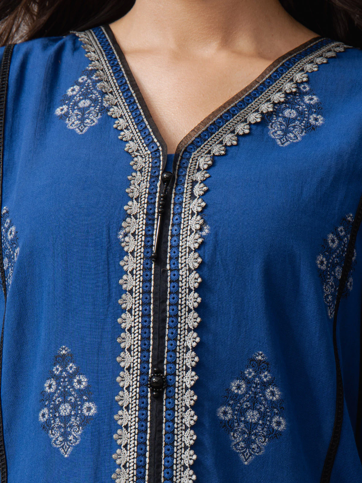 Unstitched Embroidered Jacquard Shirt Dupatta - EWU24V3-26622SD - Image 3