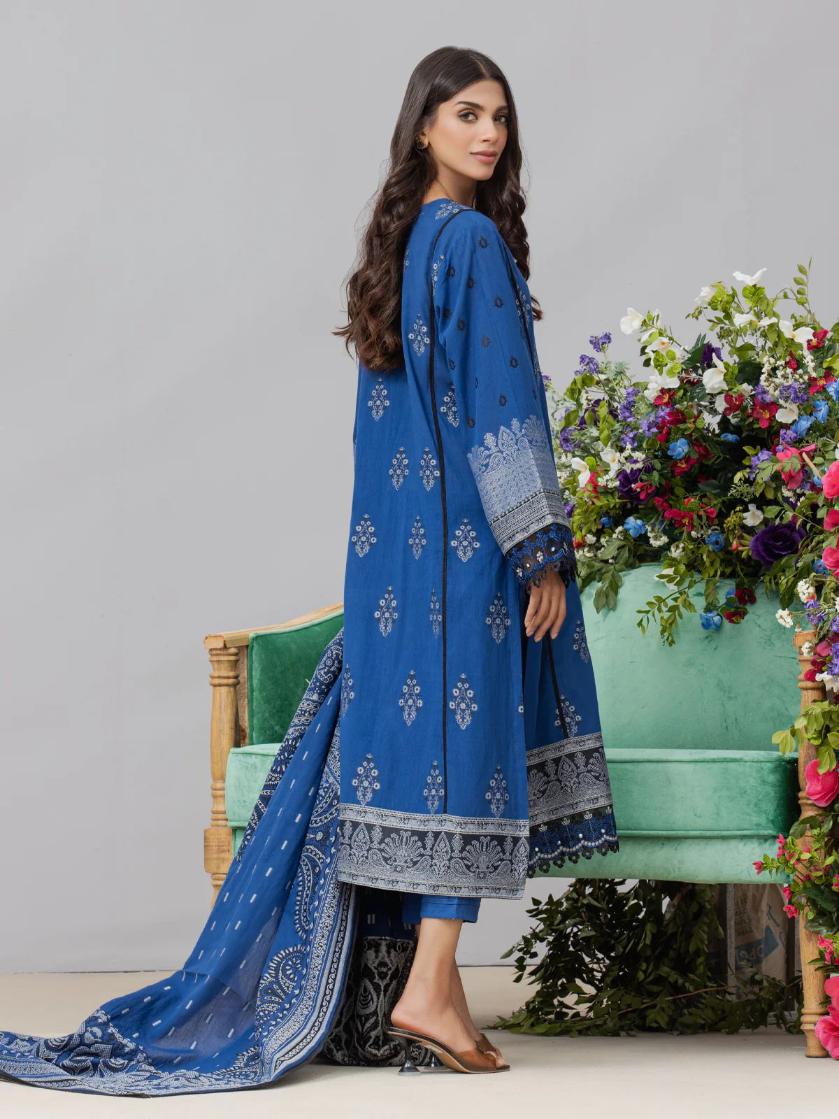 Unstitched Embroidered Jacquard Shirt Dupatta - EWU24V3-26622SD - Image 5
