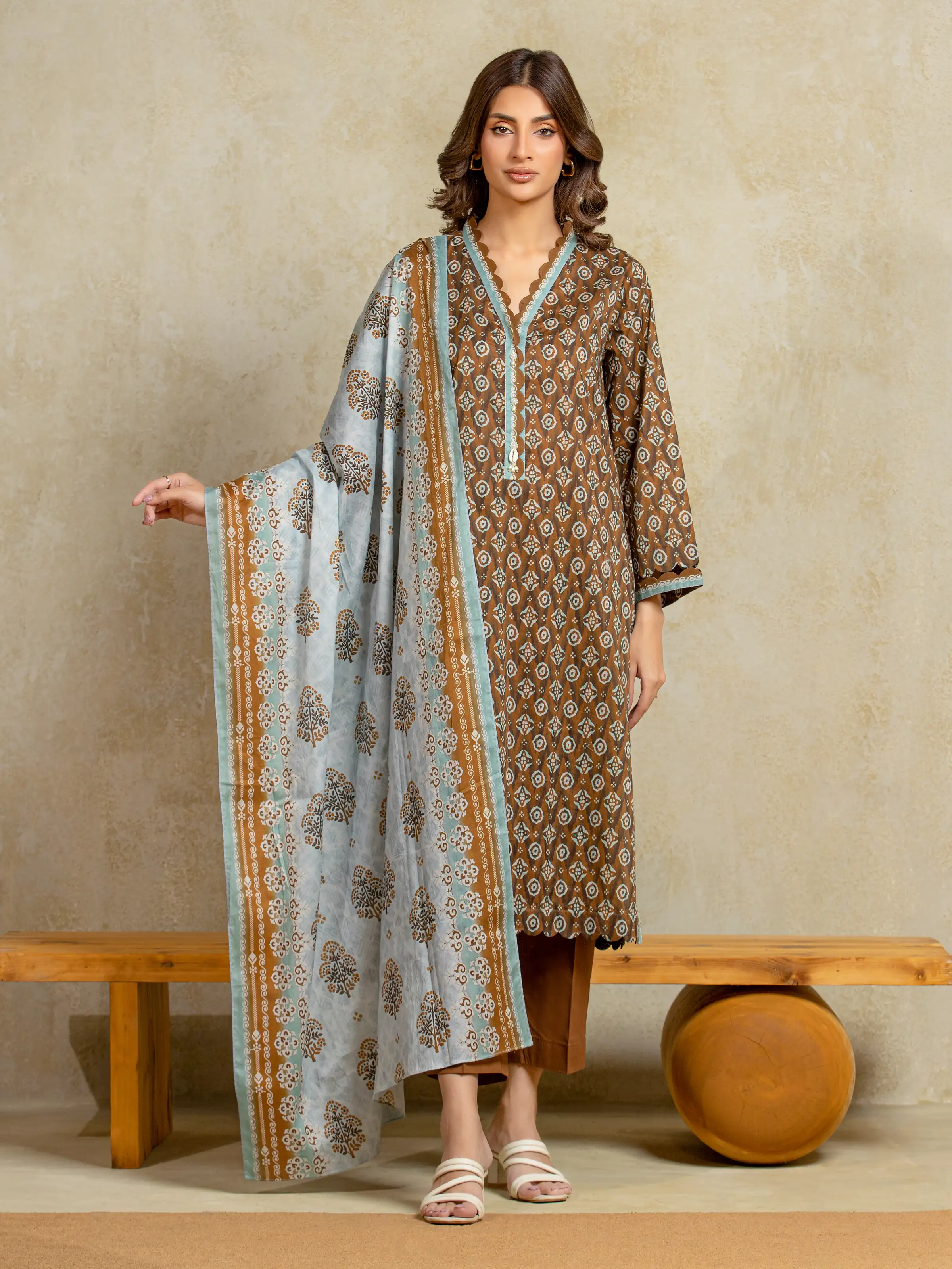 Unstitched Printed Khaddar Suit - EWU5A3-35967-3P