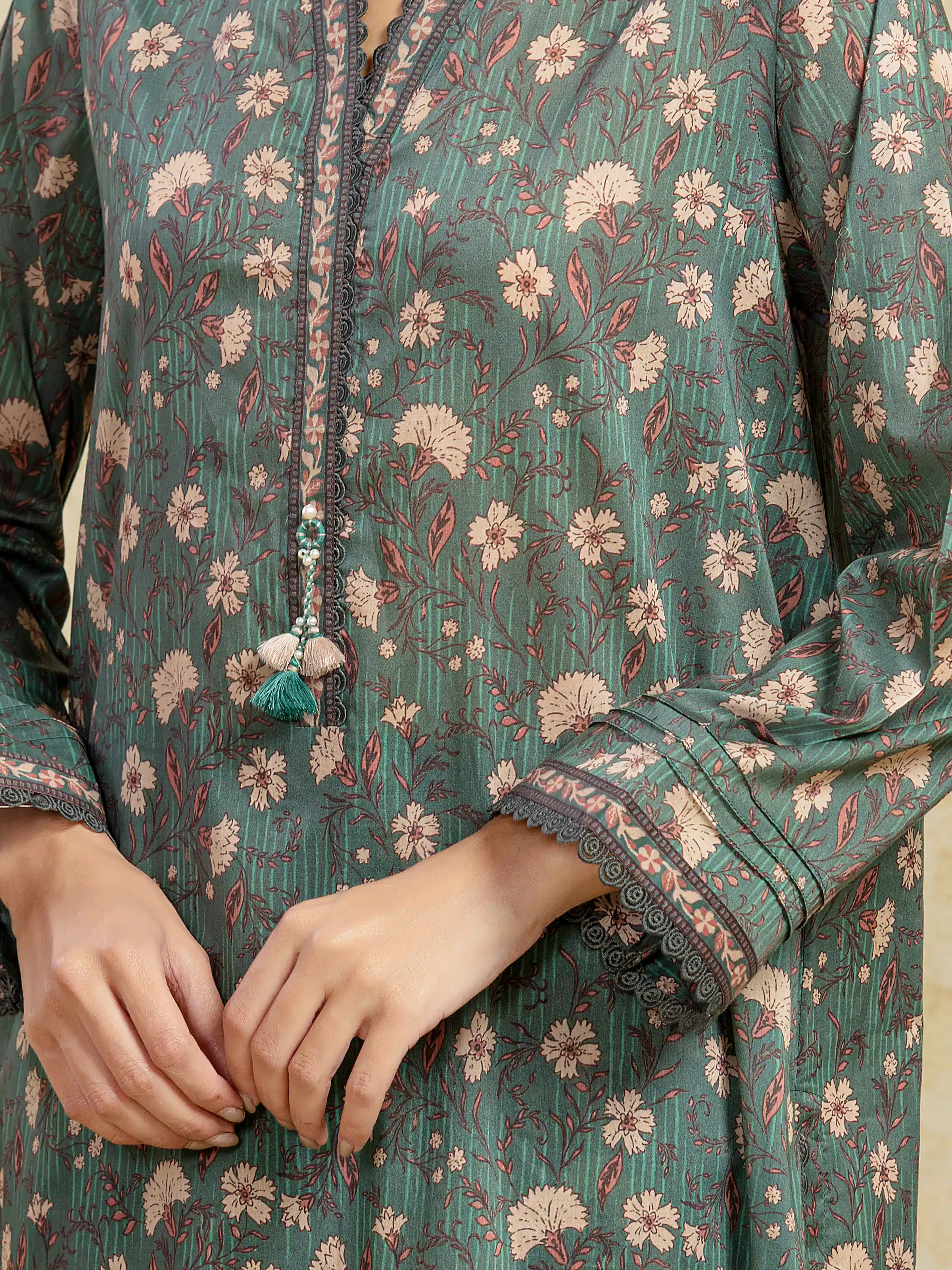 Unstitched Printed Khaddar Suit - EWU5A3-36104-3P - Image 3