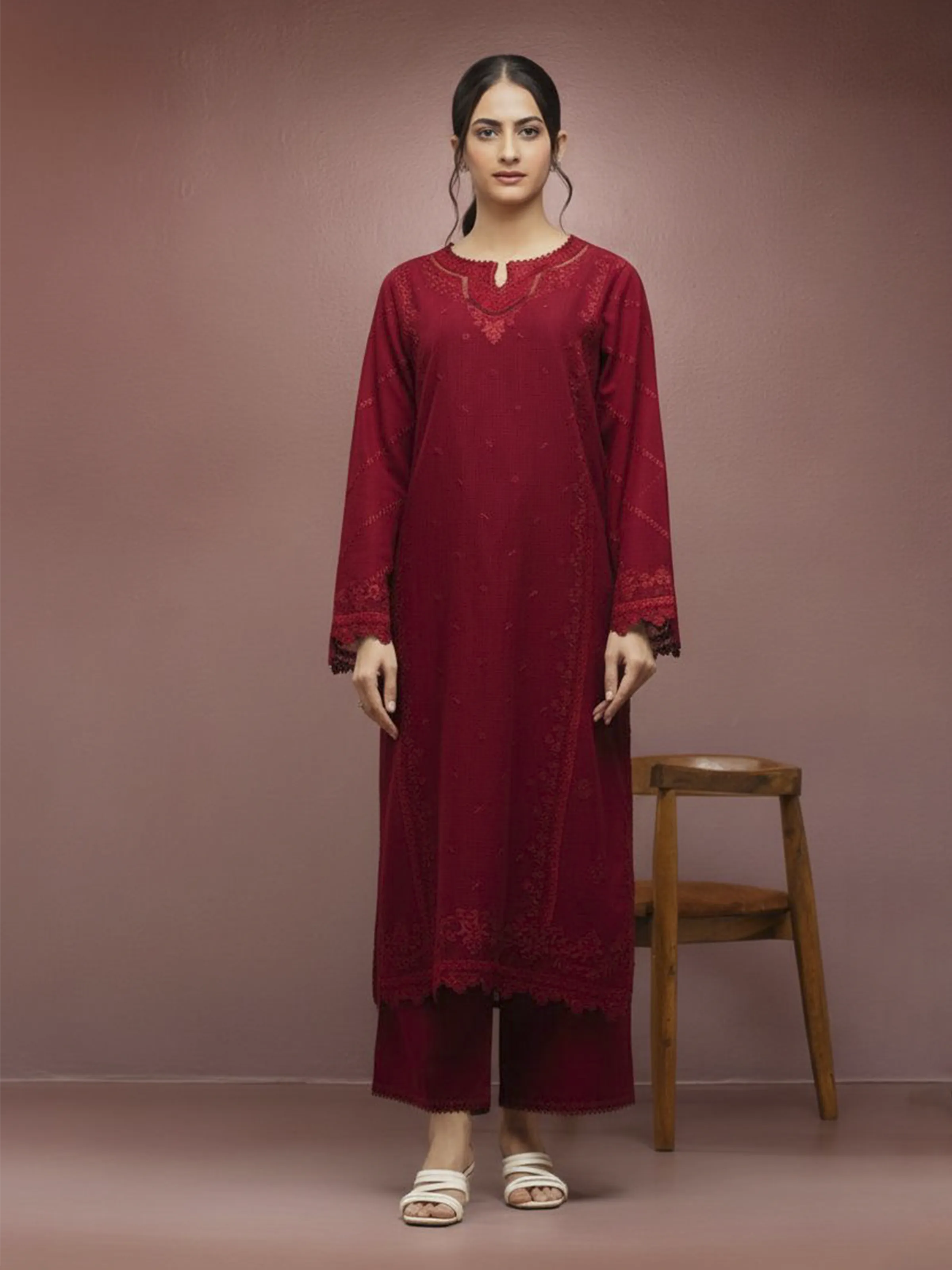 Unstitched Embroidered Lawn Shirt - EWU5V1-31240S