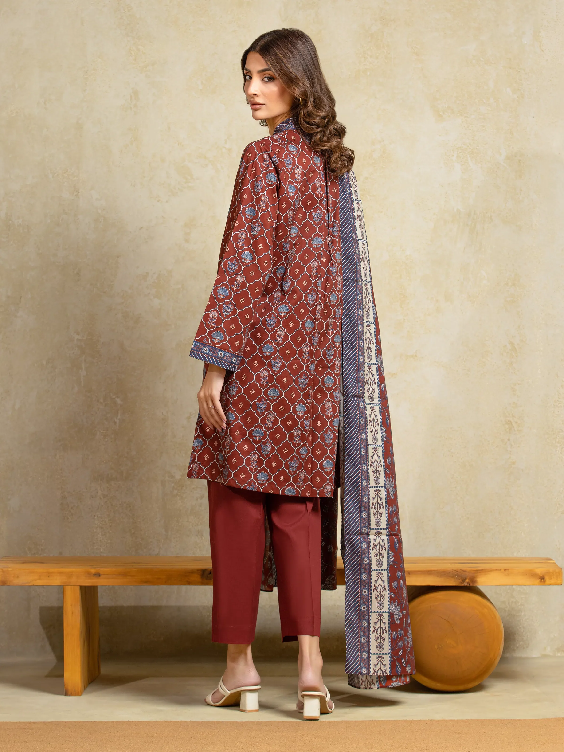 Unstitched Printed Khaddar Suit - EWU5A3-35914-3P - Image 6