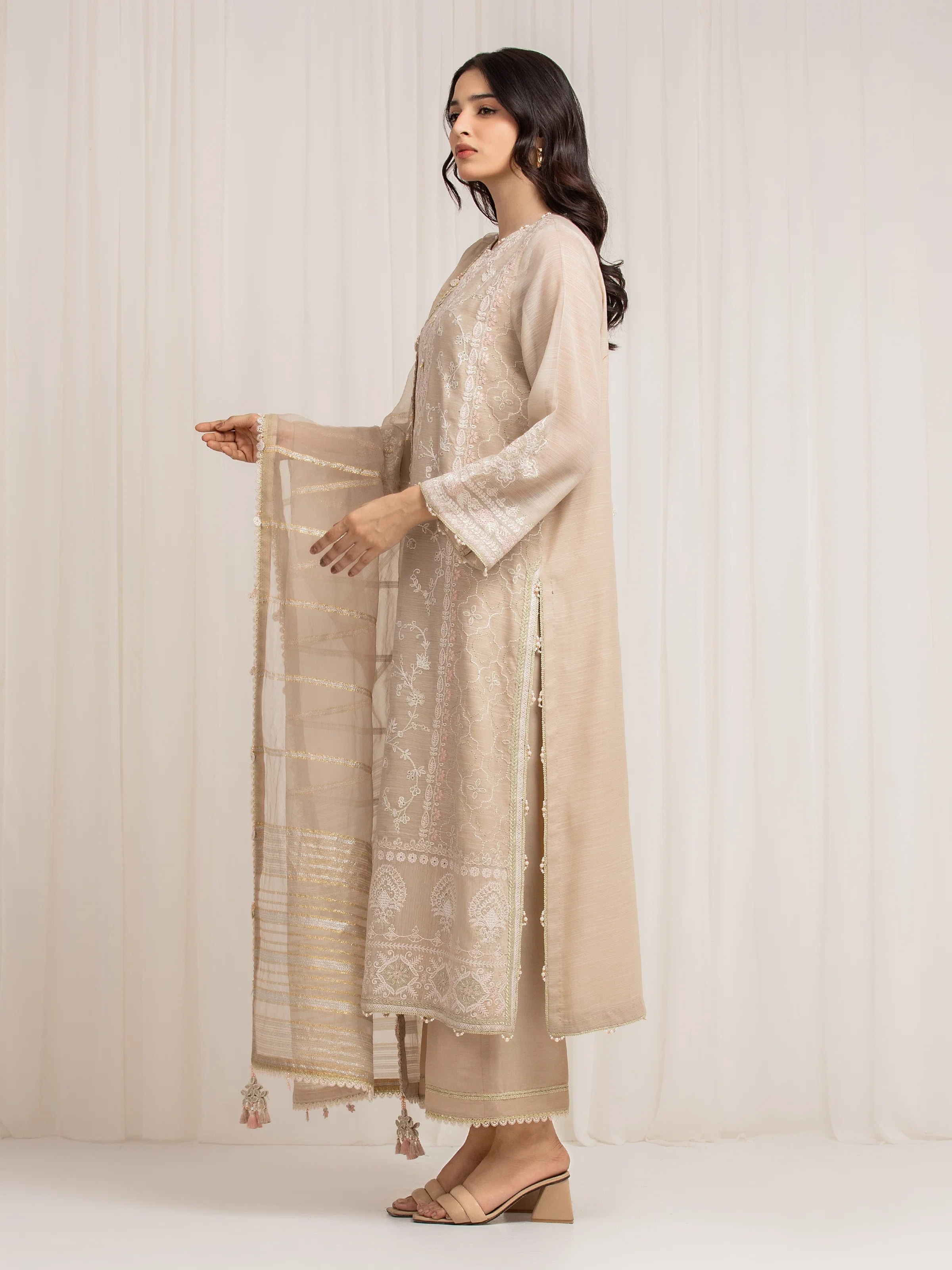 Unstitched Embroidered Suit - EWU6V21-32062-3P - Image 5