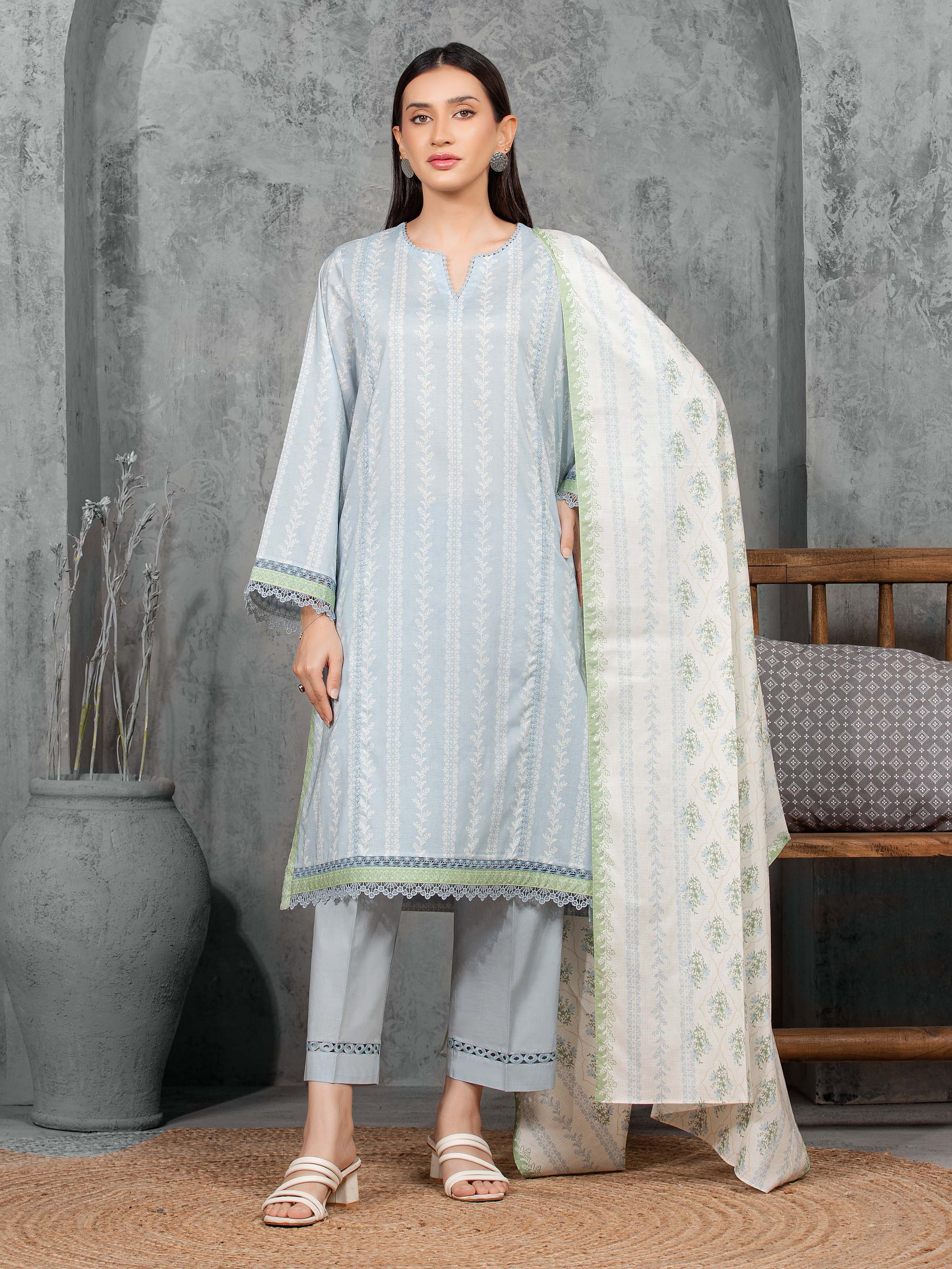 Unstitched Printed Cambric Suit - EWU5A2-35814-3P