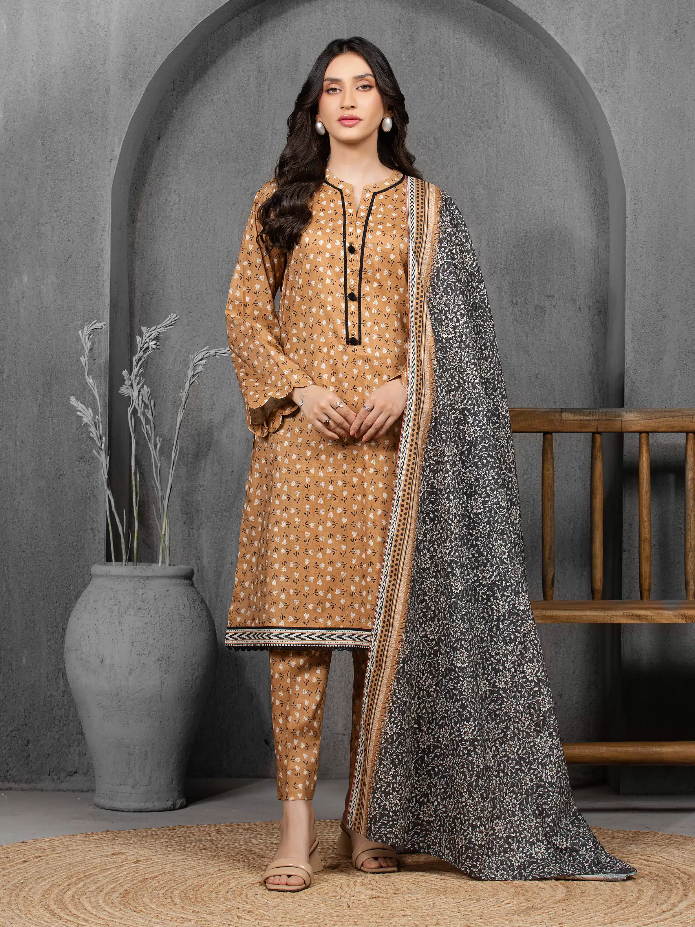 Unstitched Printed Cambric Suit - EWU5A2-35848-3P