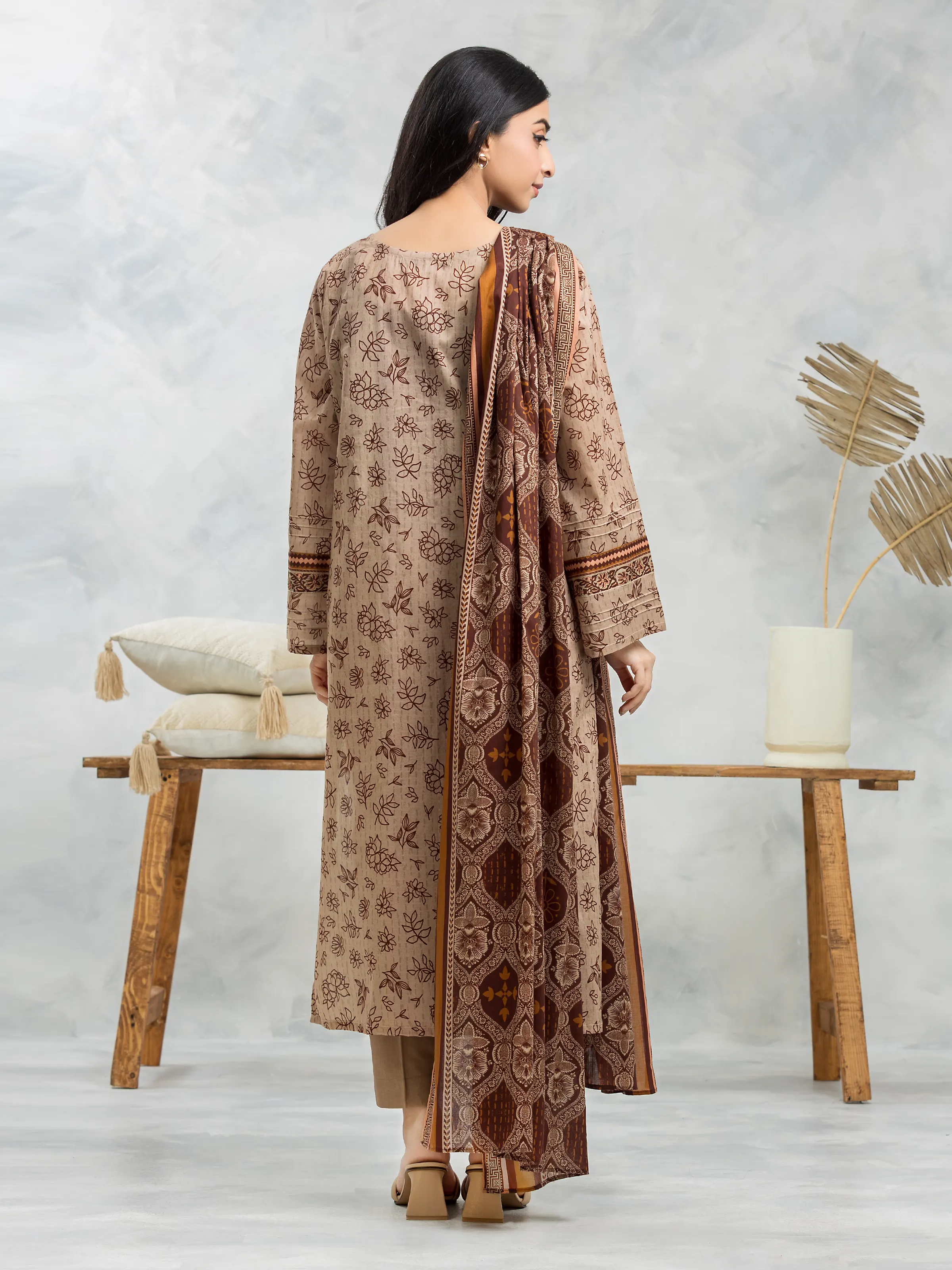 Unstitched Printed Cambric Shirt Dupatta - EWU24A2-28296SD - Image 3
