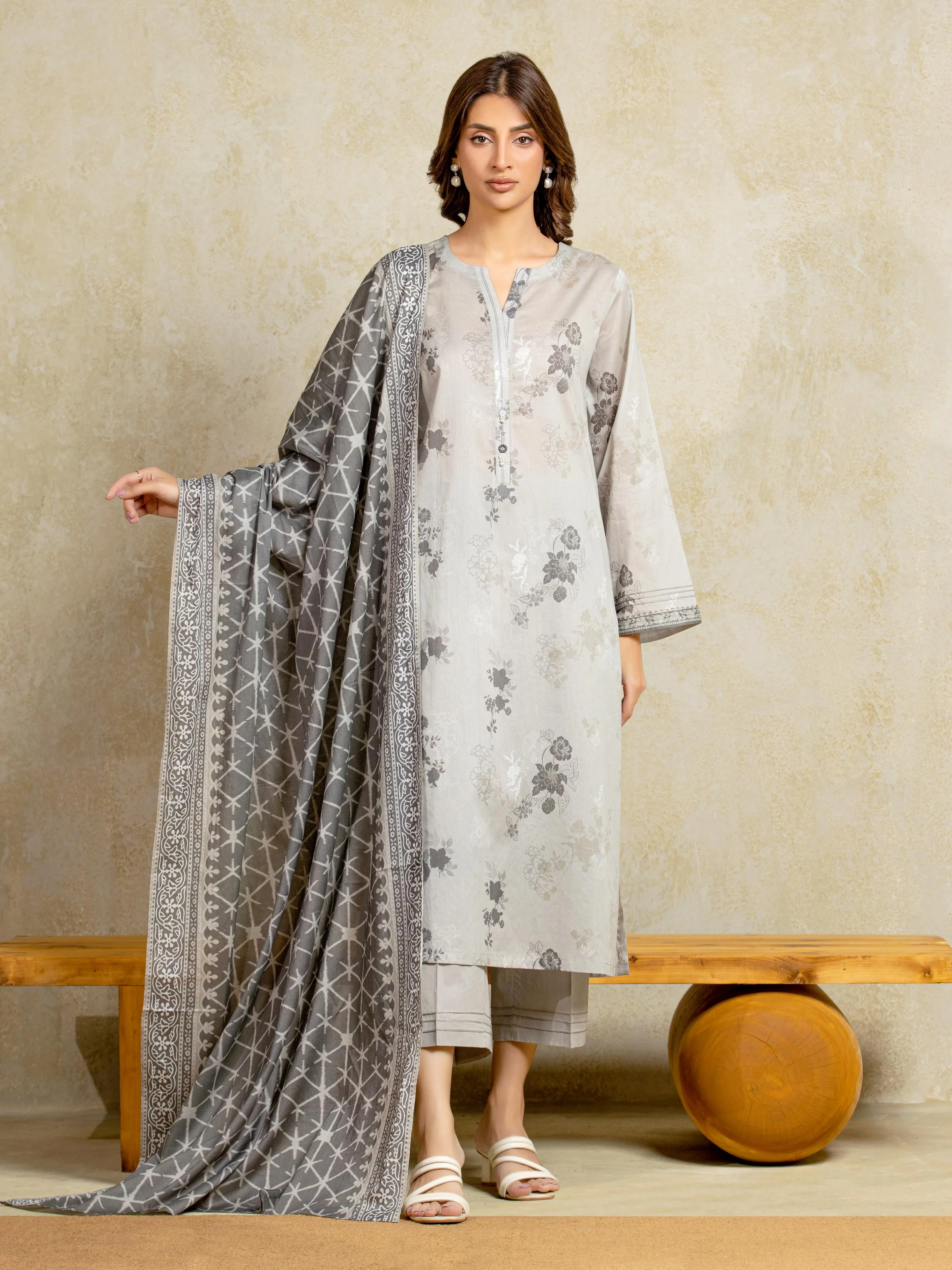 Unstitched Printed Khaddar Suit - EWU5A3-35968-3P