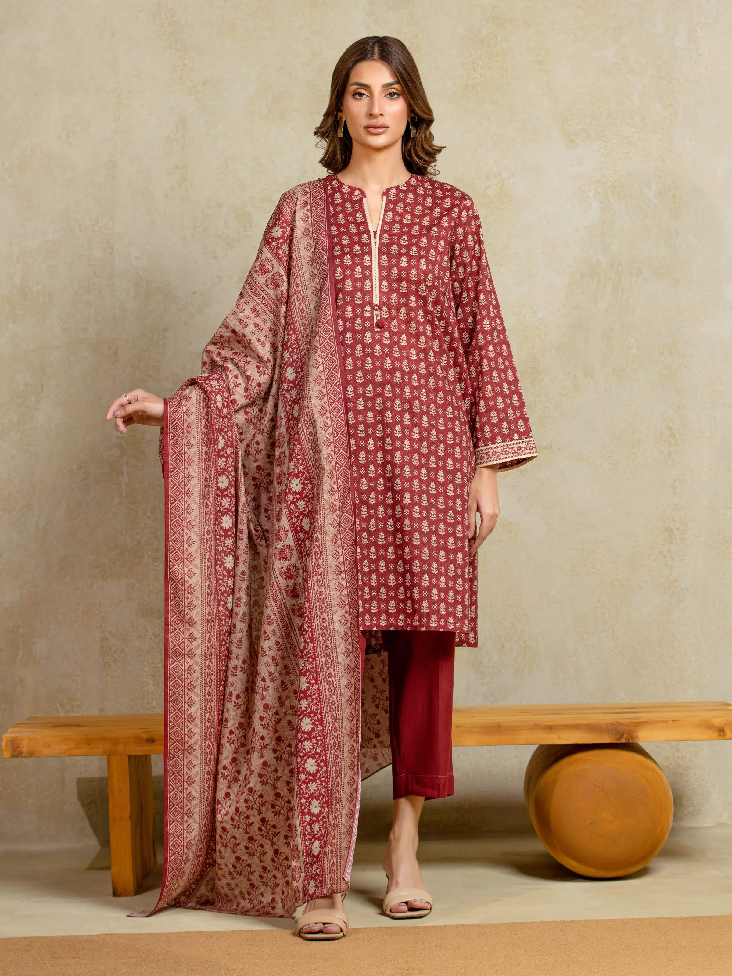 Unstitched Printed Khaddar Suit - EWU5A3-35915-3P
