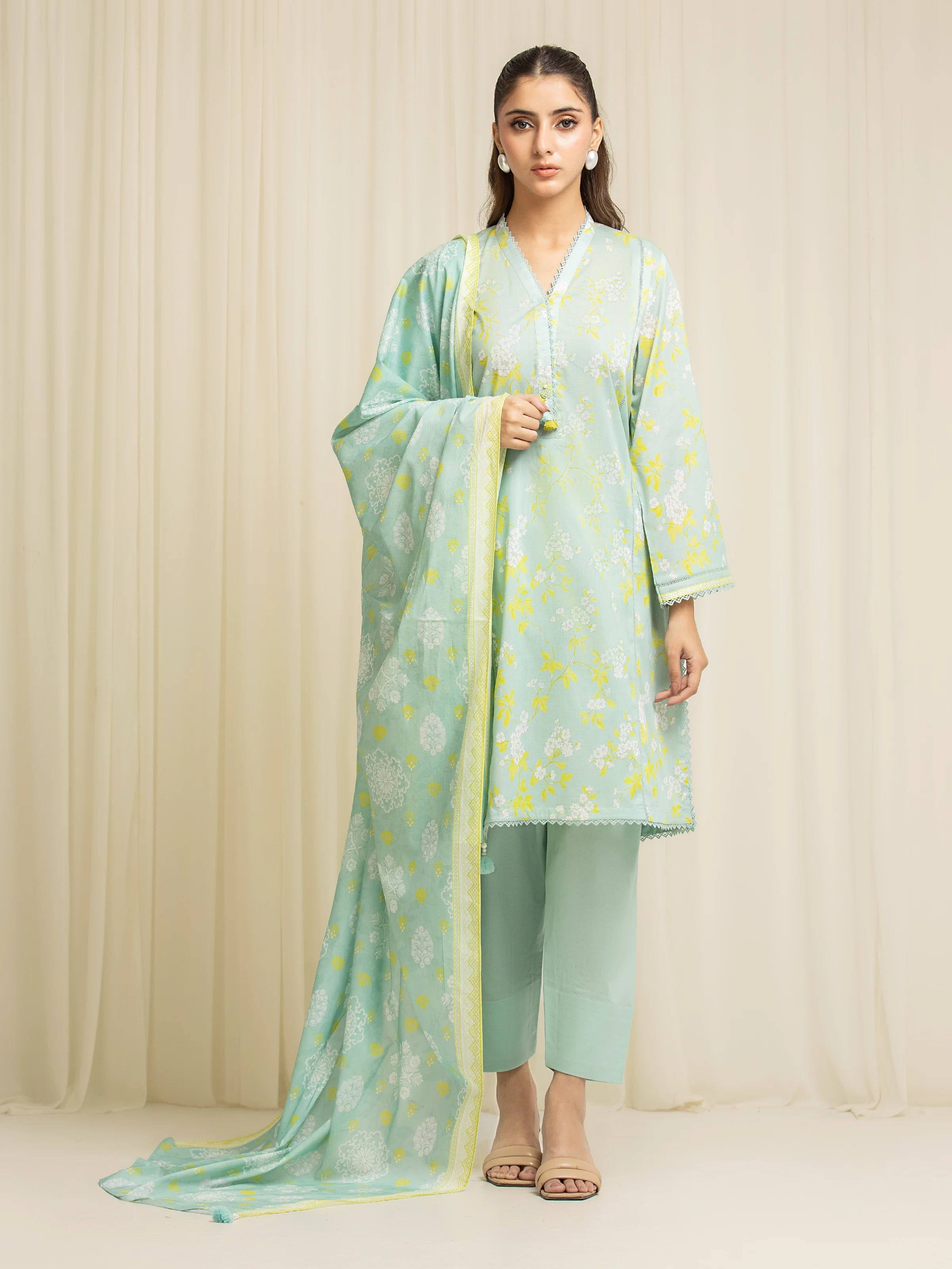 Unstitched Printed Lawn Suit - EWU6A1-36581-3P