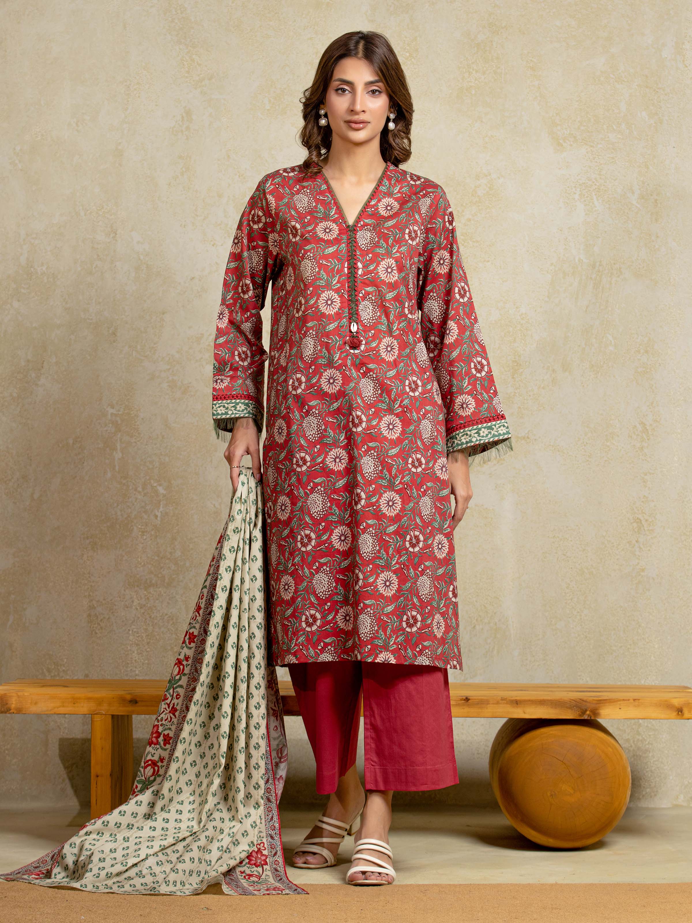 Unstitched Printed Khaddar Suit - EWU5A3-35973-3P