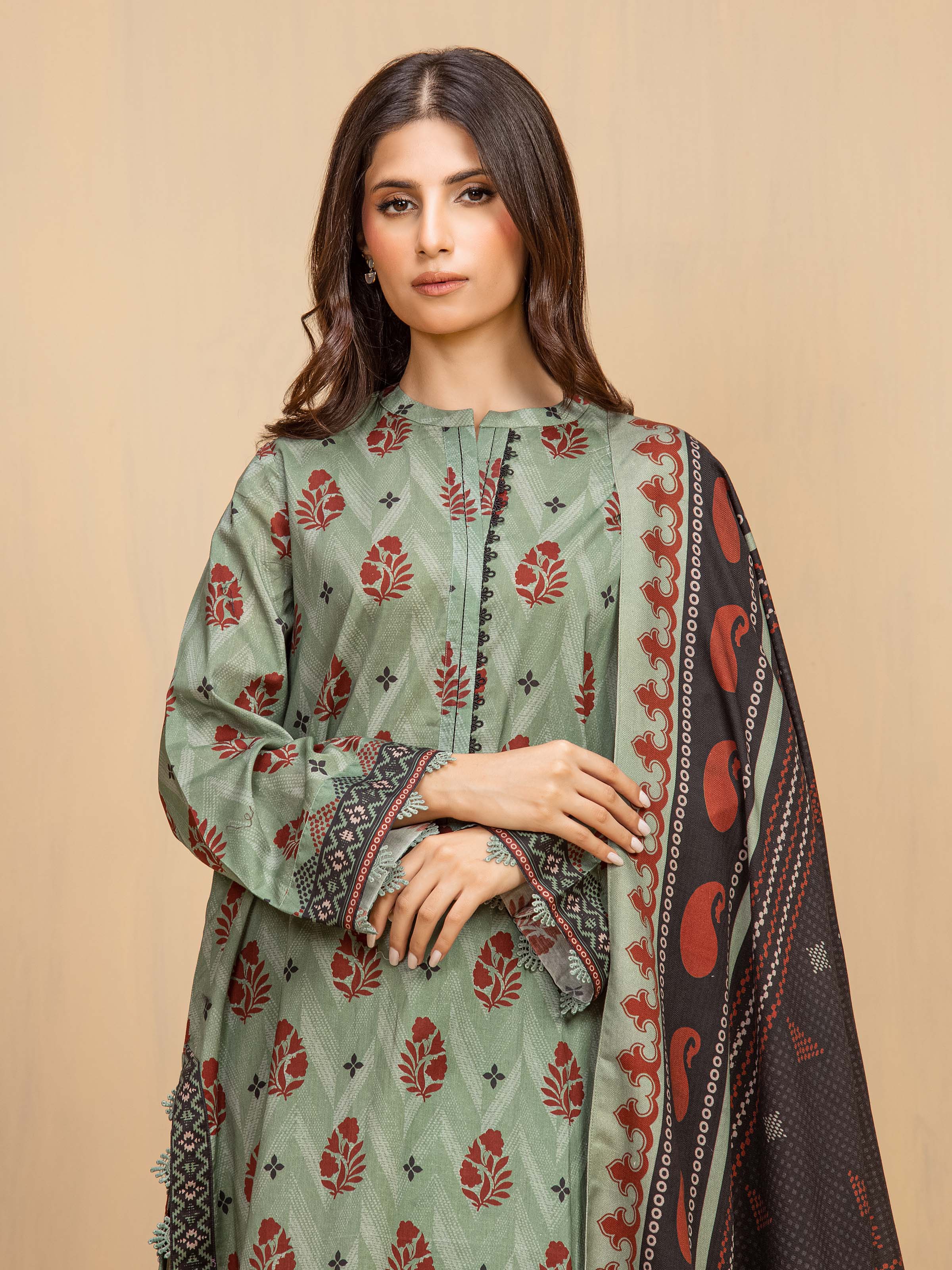 Unstitched Printed Khaddar Suit - EWU5M3-018-3P - Image 4